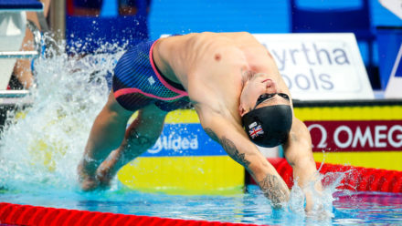 Walker-Hebborn seals final berth in Sheffield