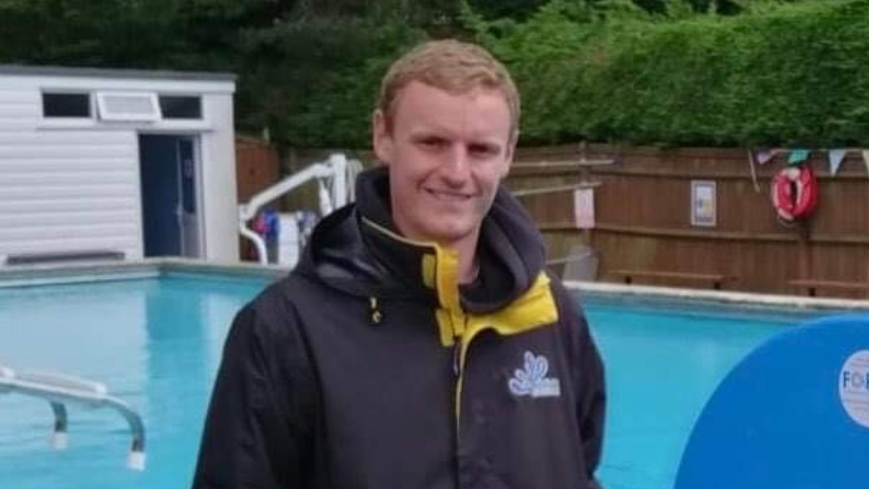 Elliott started as a swimming teacher and now has a full time career in aquatics